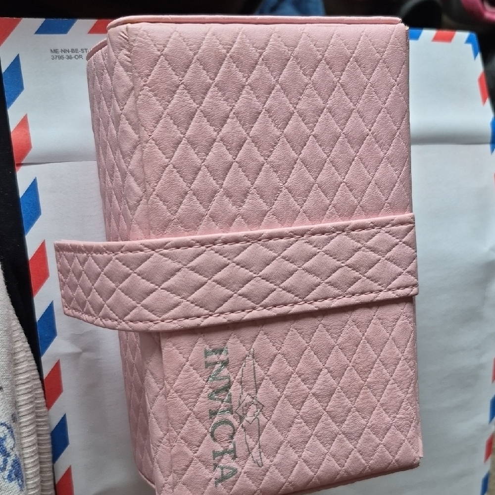 Invicta Pink Quilted Women's Triple Watch Case